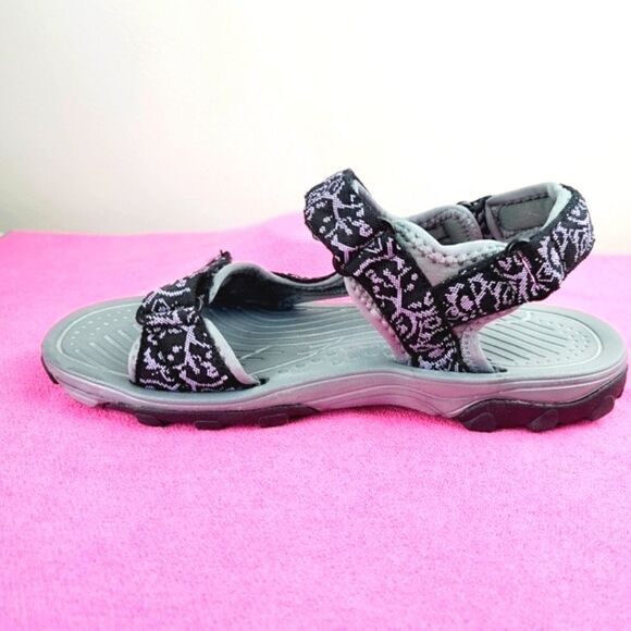 Northside Sandals   - Picture 4 of 9